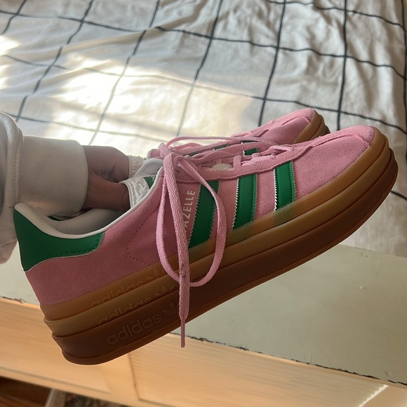 NWOT ADIDAS PLATFORM GAZELLE - Picture 4 of 7
